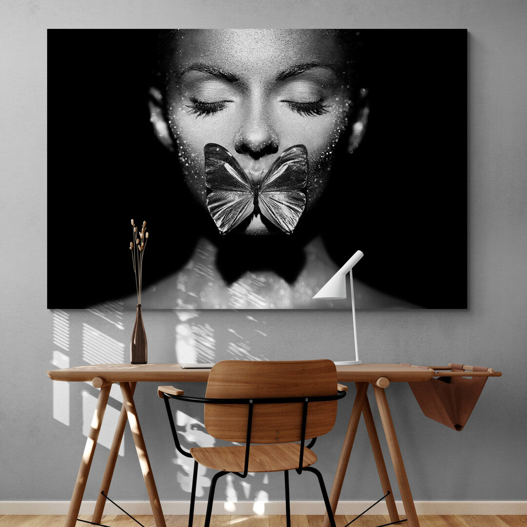 Tablou Canvas Sleeping Butterfly Black and White