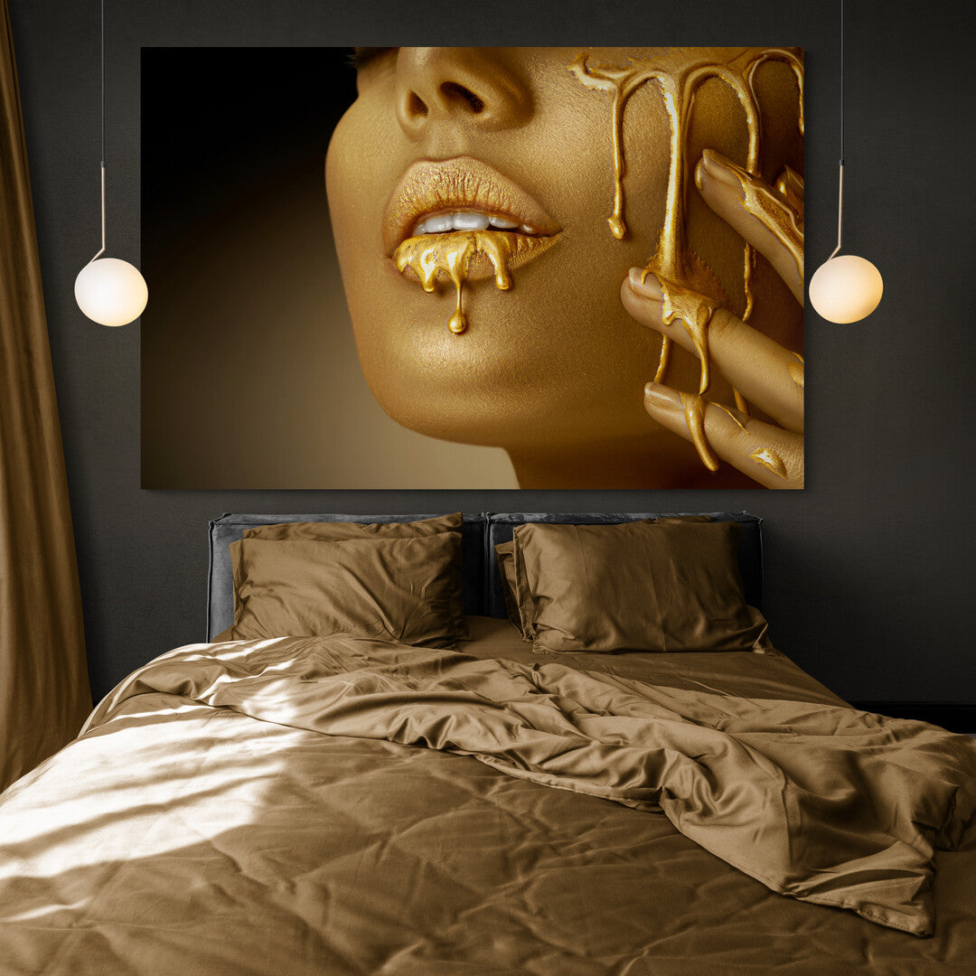 Tablou Canvas Golden Dripping Lips Panoply.ro