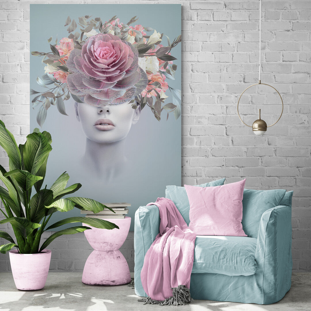 Tablou Canvas Femeie cu Chip de Flori Rose
